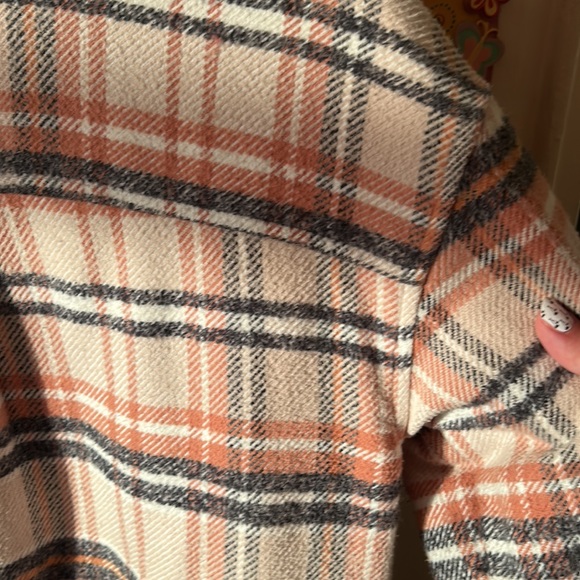Universal Thread Long Flannel Jacket - Picture 5 of 8